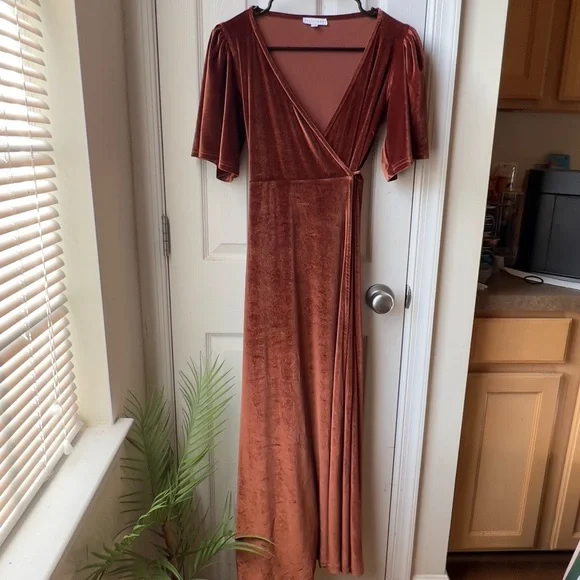 Baltic Born Elegant Velvet Wrap Dress - Picture 3 of 16